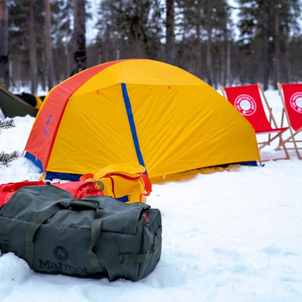 lifestylebild på Marmot Limelight 2P kupoltält för 2 personer