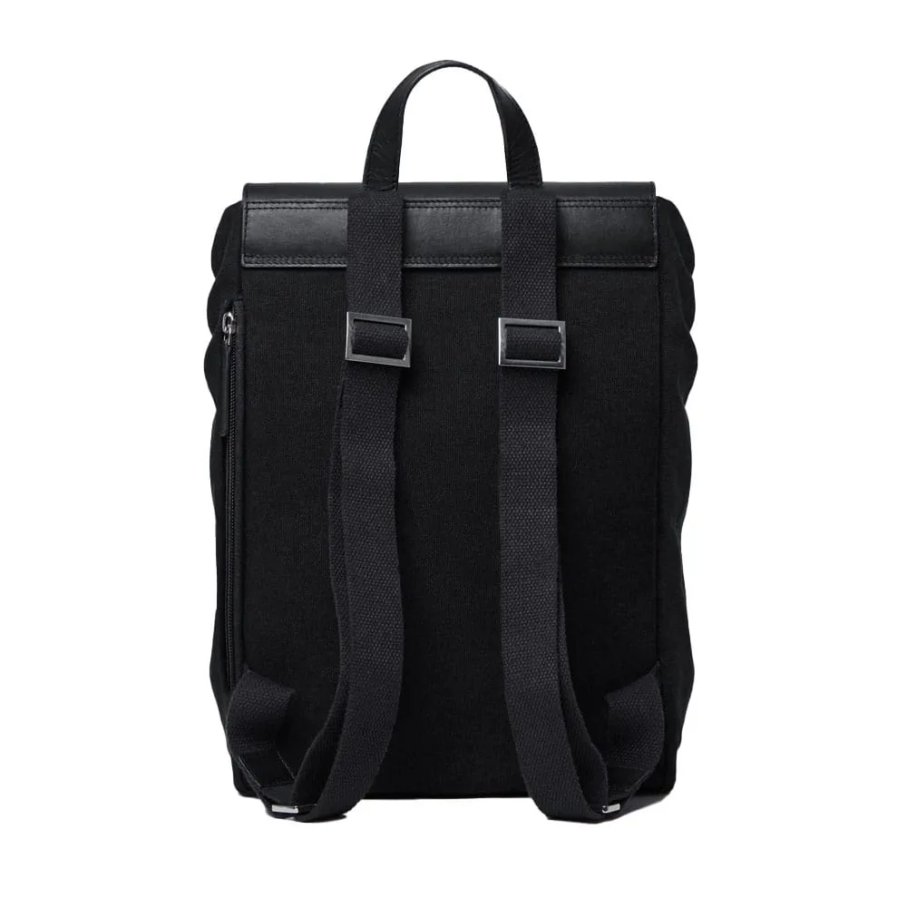 Baksidan av Sandqvist Alva med ekologisk bomull.