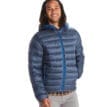 Man som bär Marmot Hype Down Hoody.