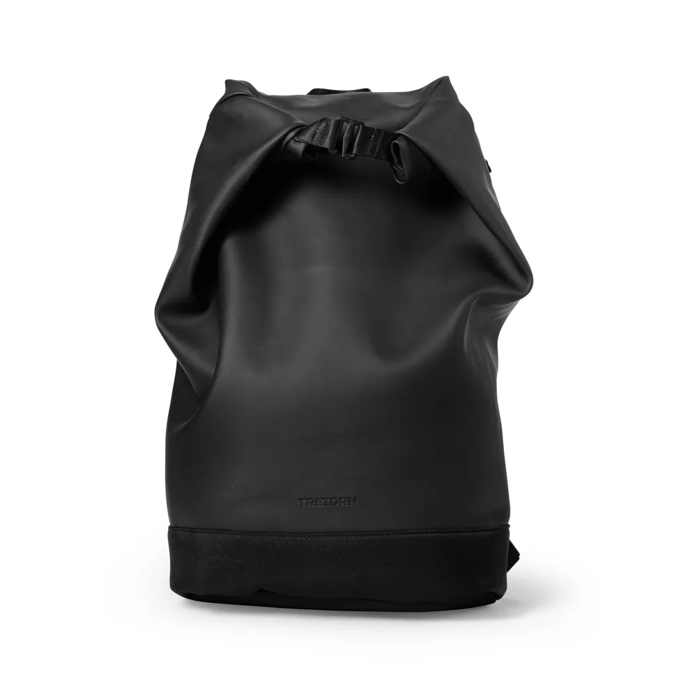 Tretorn Malmo med roll-top design.