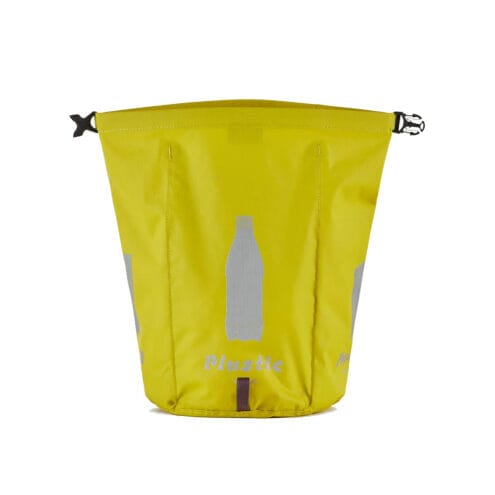 Recycling Bag 2.0 från Klättermusen med roll-top system.