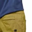 Närbild på bakficka av MEN'S NOTION PANTS