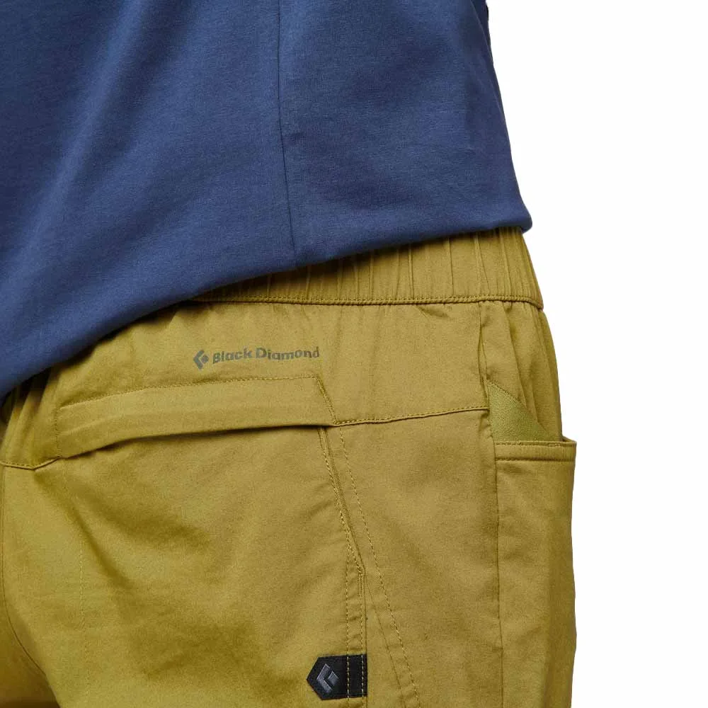 Närbild på bakficka av MEN'S NOTION PANTS