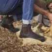 Blundstone 500 boots (dam / herr / unisex) på modell under använding