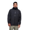 Man som bär Black Diamond Highline Stretch Shell skaljacka i färgen black.