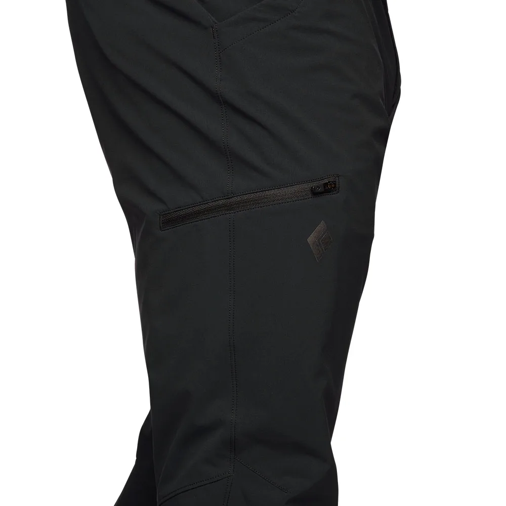 Närbild på herrbyxor från Diamond Technician Alpine Pants.