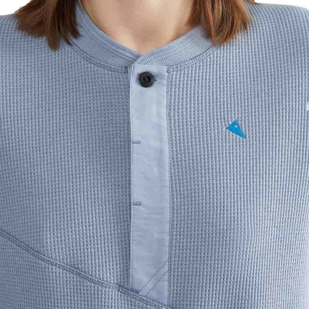 Närbild på Snotra, dam.