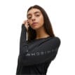Active Logo Long Sleeve på modell.
