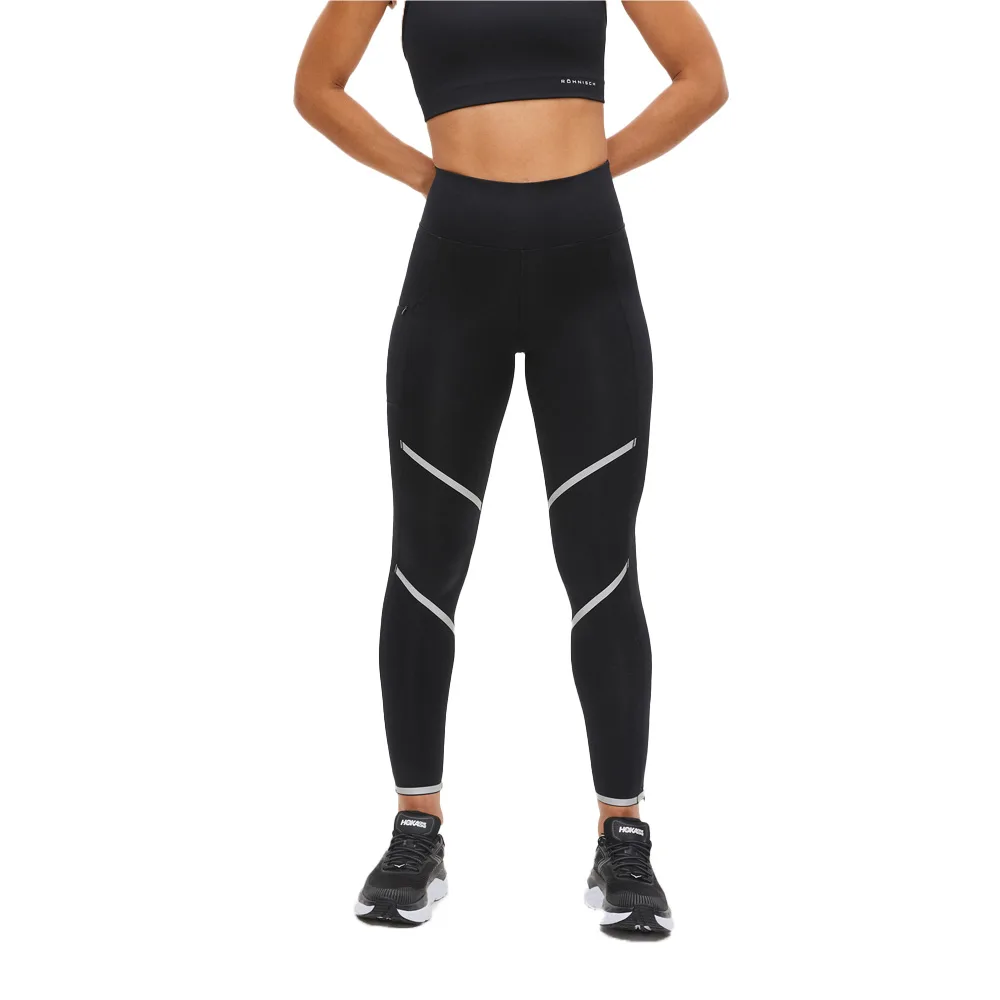 Shape Skyla Tights framifrån på modell