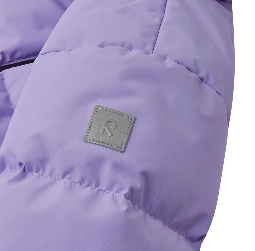 Närbild på reflex av Down jacket, Paimio