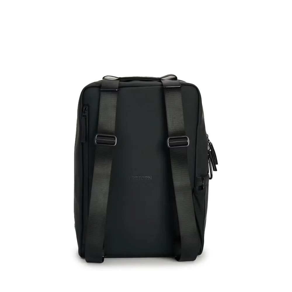 justerabara axelremmar på en Tretorn Wings Flexpack vattenavisande ryggsäck (unisex)