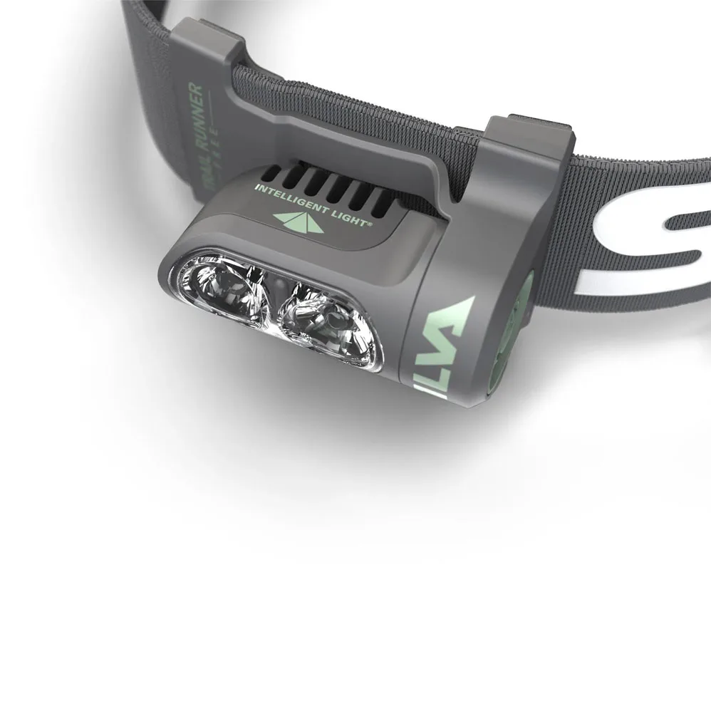 Närbild på lampa av Silva Trail Runner Free 2 Ultra pannlampa