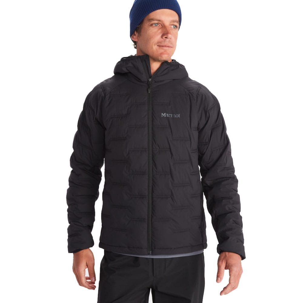 En snygg Marmot WarmCube Active Novus vinterjacka (herr) på en modell