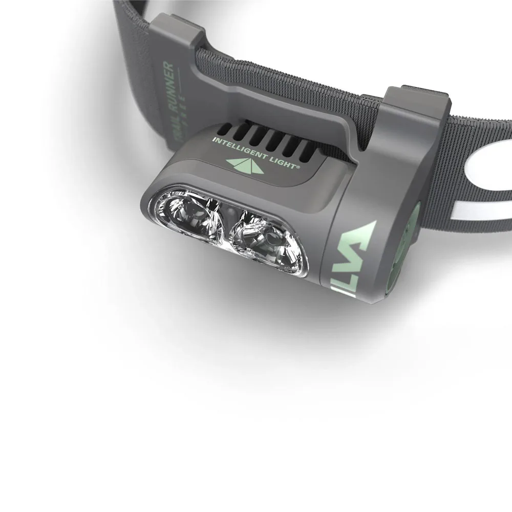 Silva Trail Runner Free 2 med 450 lumen