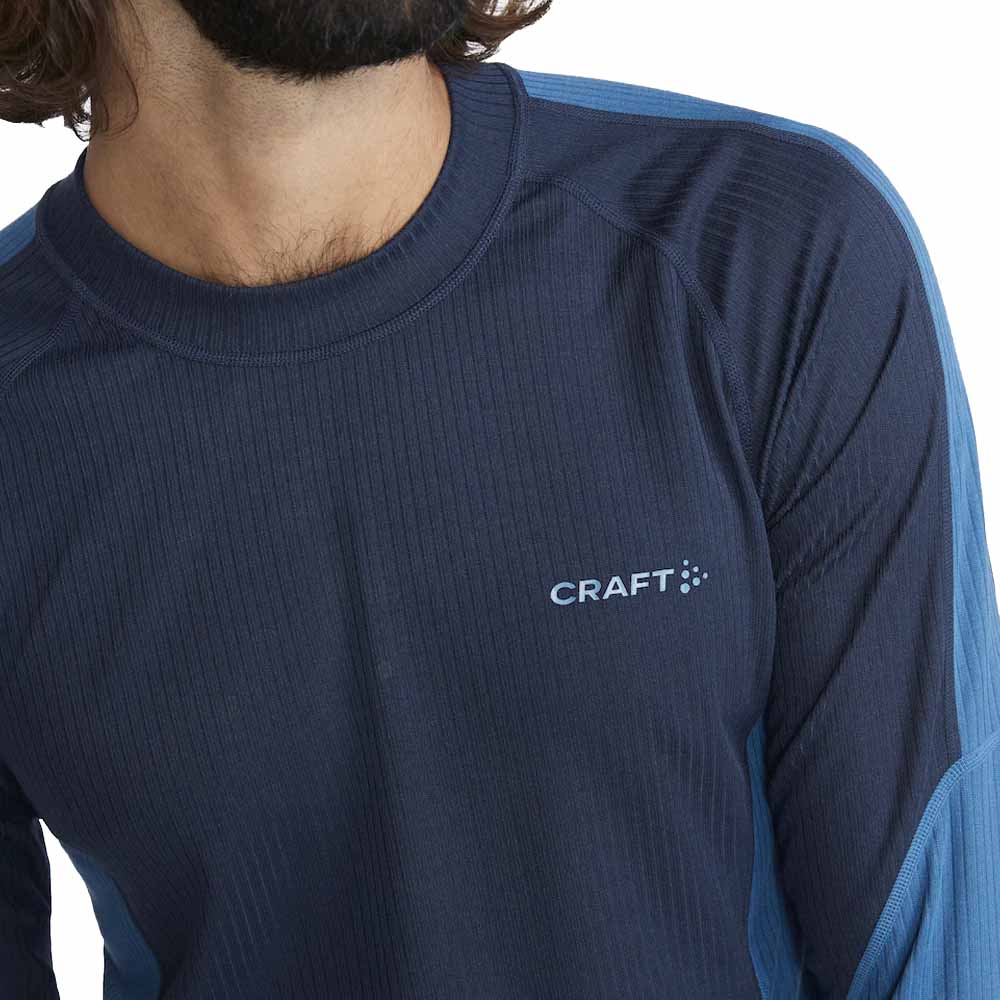 Logga på brösten av Varm och skön Craft Core Dry Baselayer Set tröja och byxor (herr)