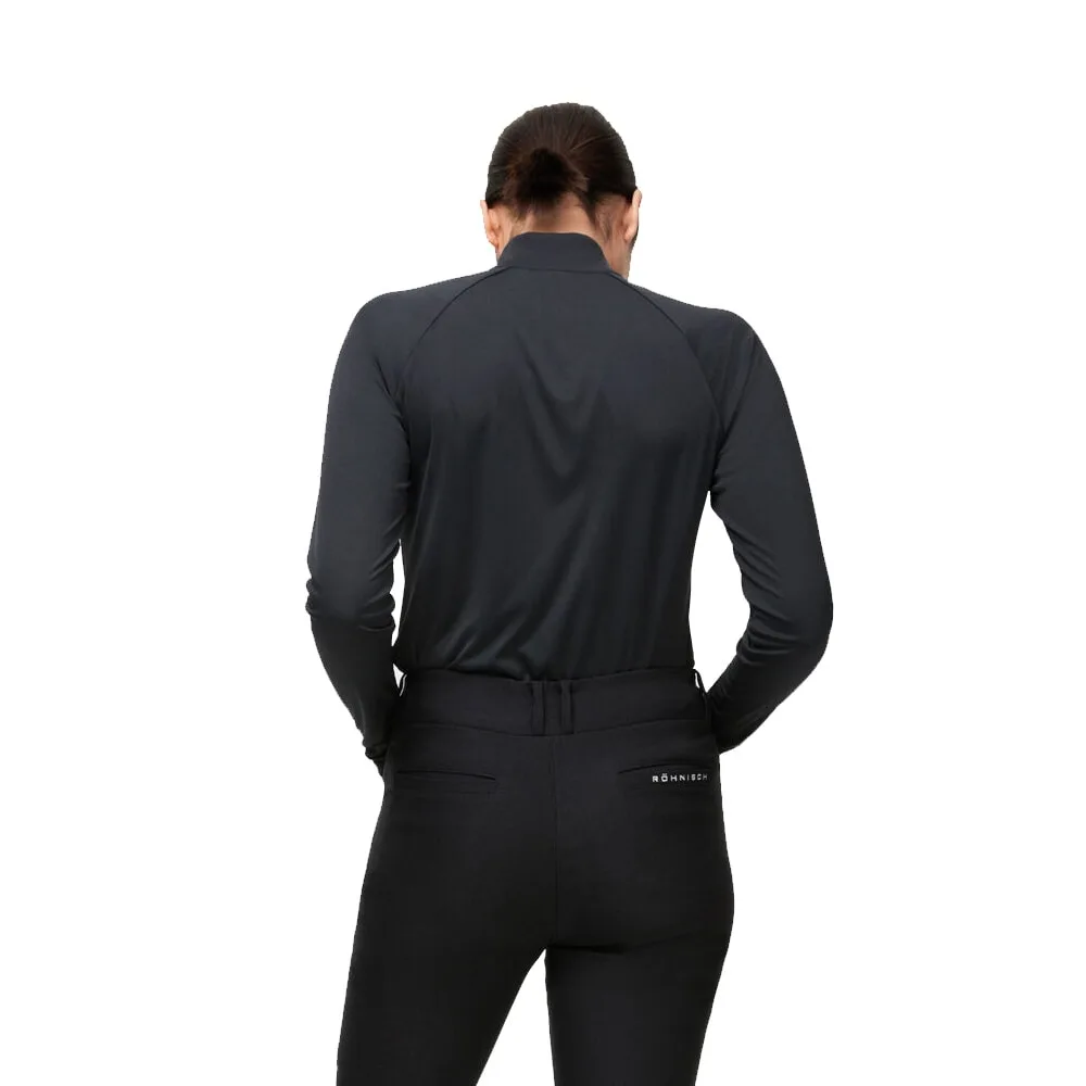 En modell bär Röhnisch Addy Long Sleeve träningströja (dam) och vänder bort ryggen