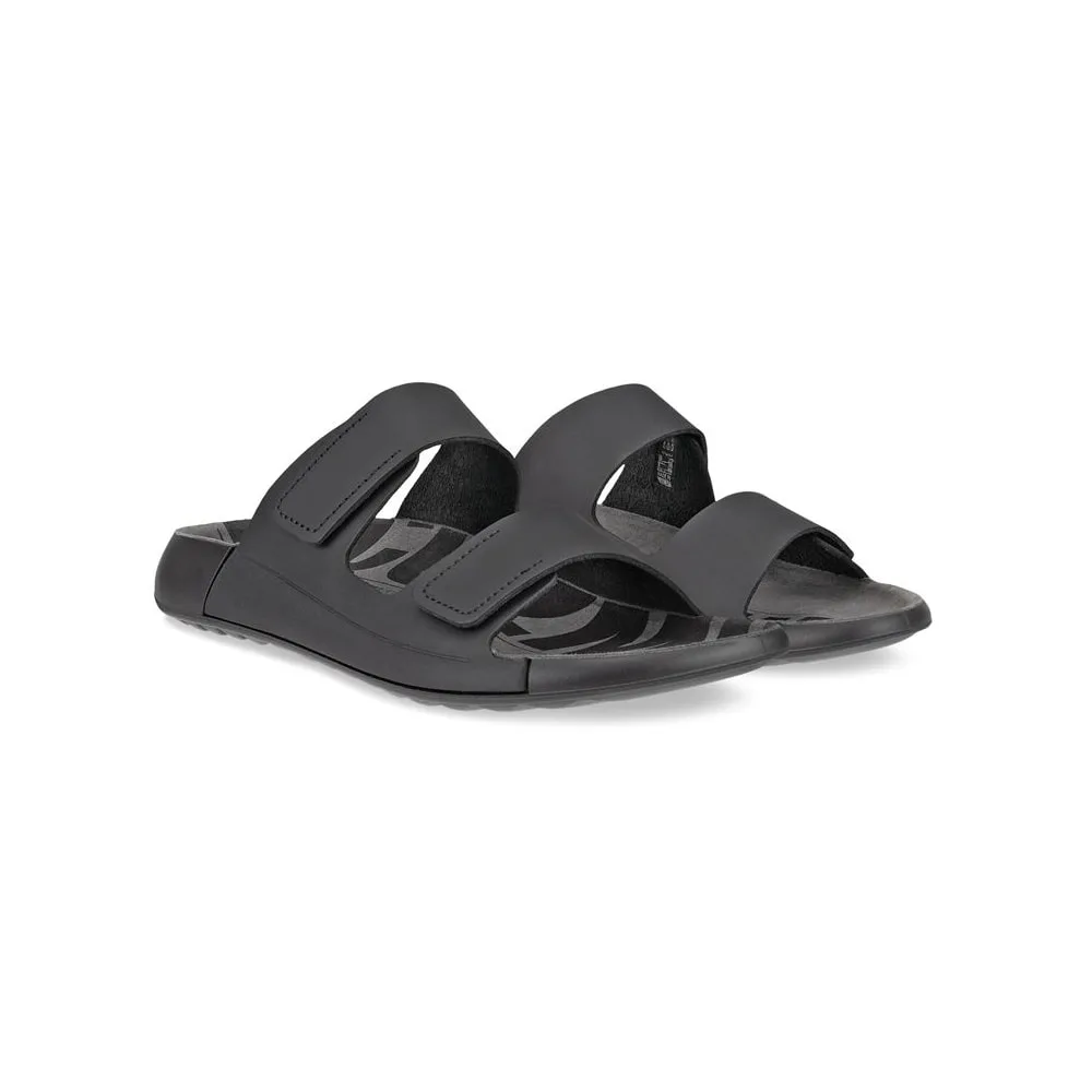 Ett par Ergonomiska och luftiga Ecco Cozmo W sandaler (dam)