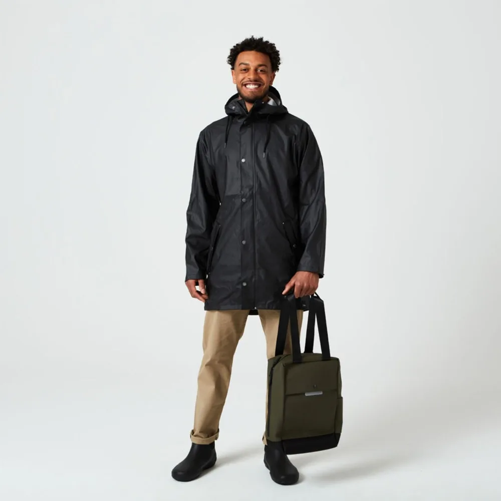 En skön och vattentät Tretorn Wings Plus Eco regnjacka (unisex) med en stängd framsida
