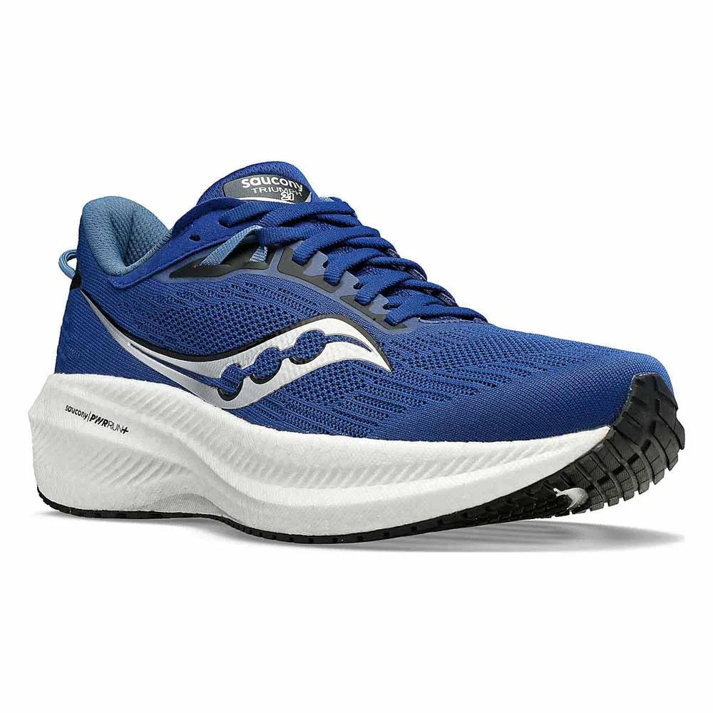 Saucony Triumph 21 (herr) med en ventilerande och stötdämpande sula snett framifrån