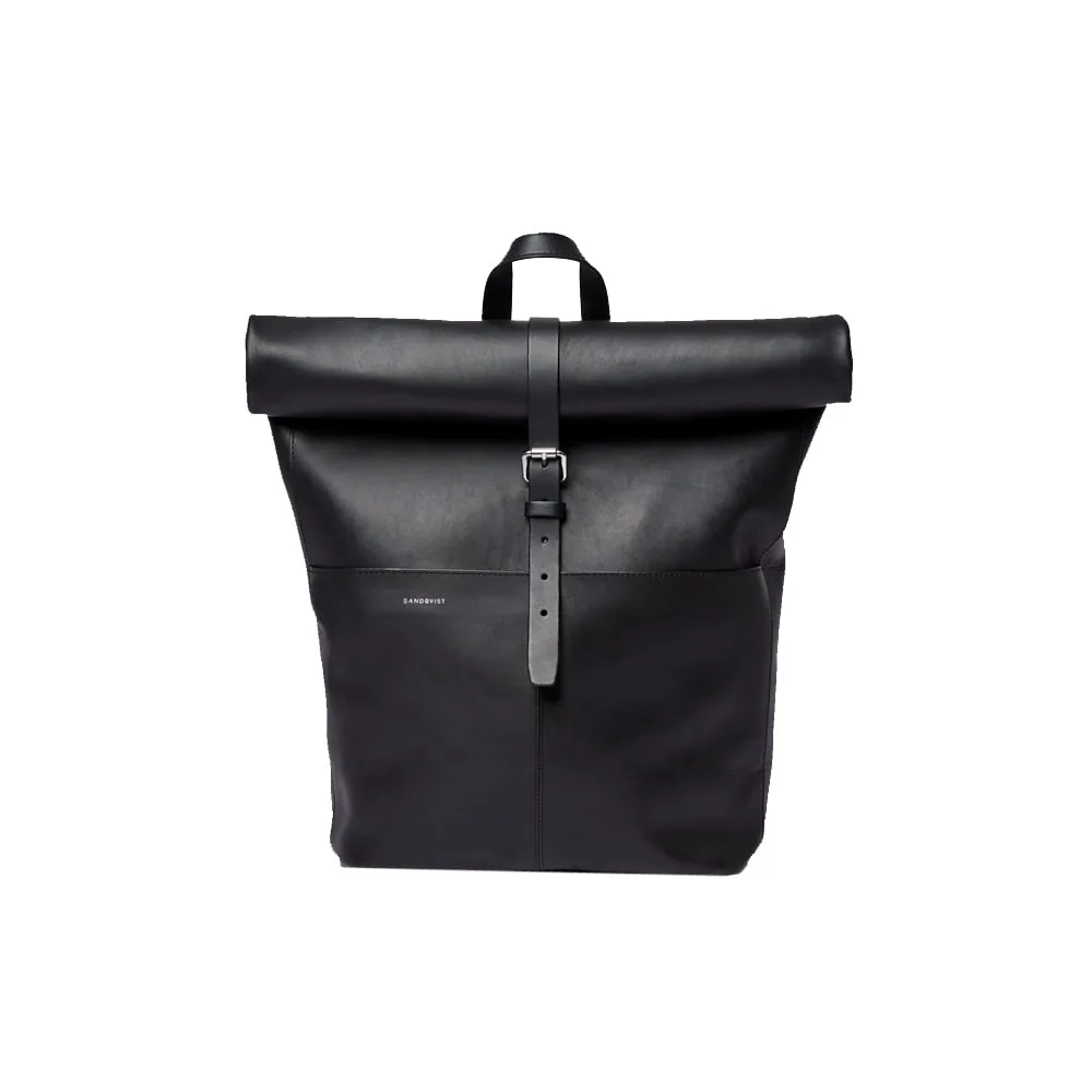 En Sandqvist Antonia Leather 15L i högkvalitivt läder med snygga detaljer