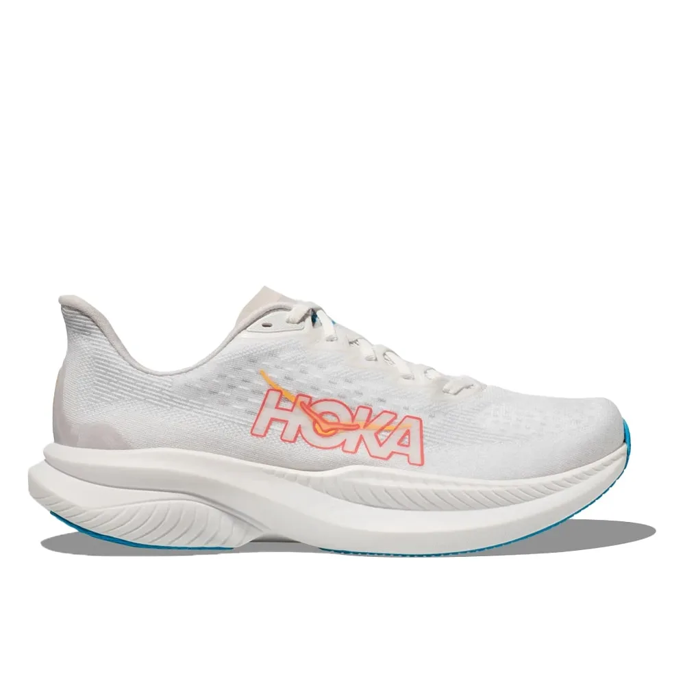 Snygg HOKA Mach 6 löparskor (dam) för tävlingar i färgen white/numbud cloud