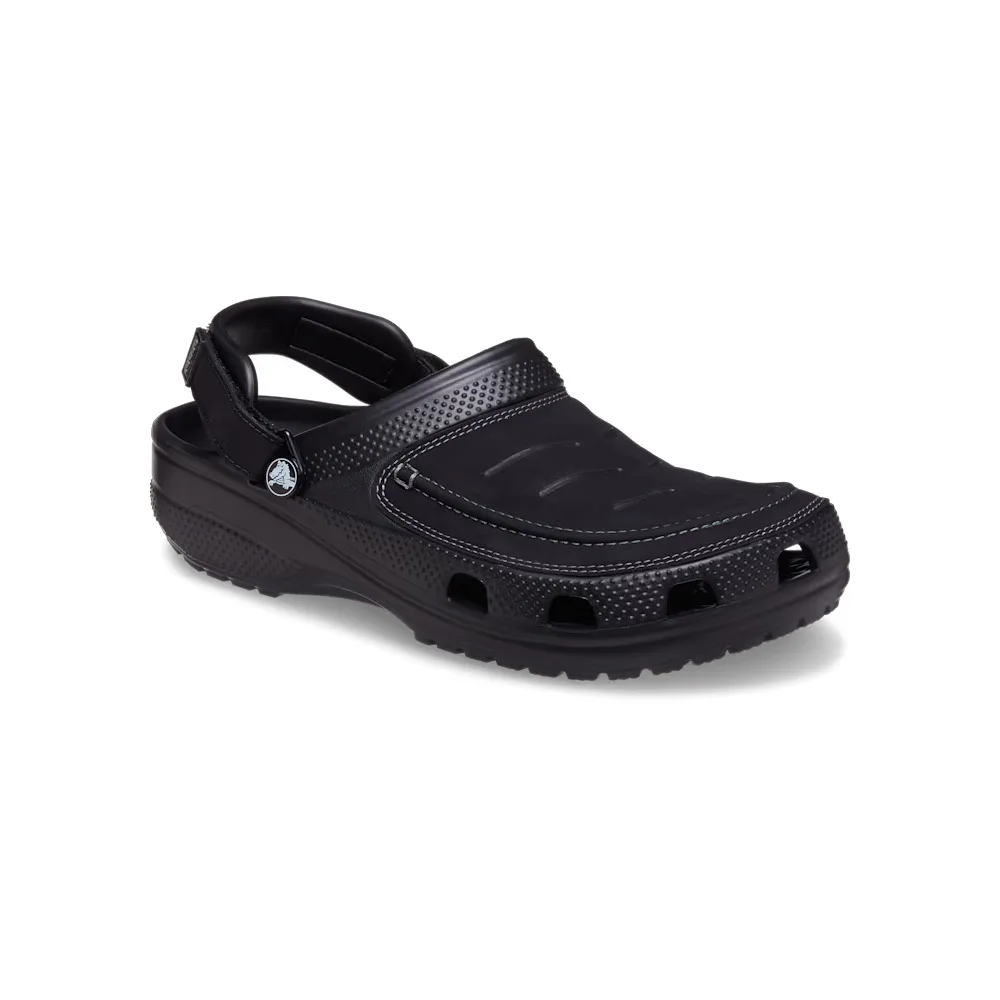 Crocs Yukon Vista II LR Clog (unisex) snett framifrån