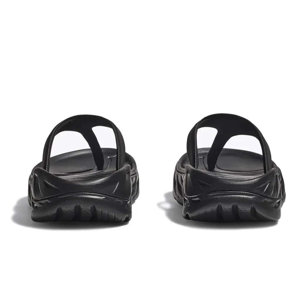 Baksidan av Hoka Ora Recovery Flip sandal i svart