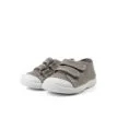 Ett par En smidig och justerbar Kavat Rydal TX textilsneakers (barn)