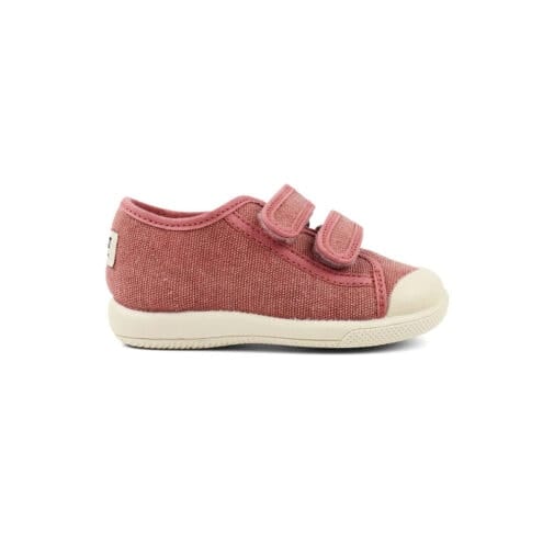 En smidig och justerbar Kavat Rydal TX textilsneakers (barn) i färgen pink