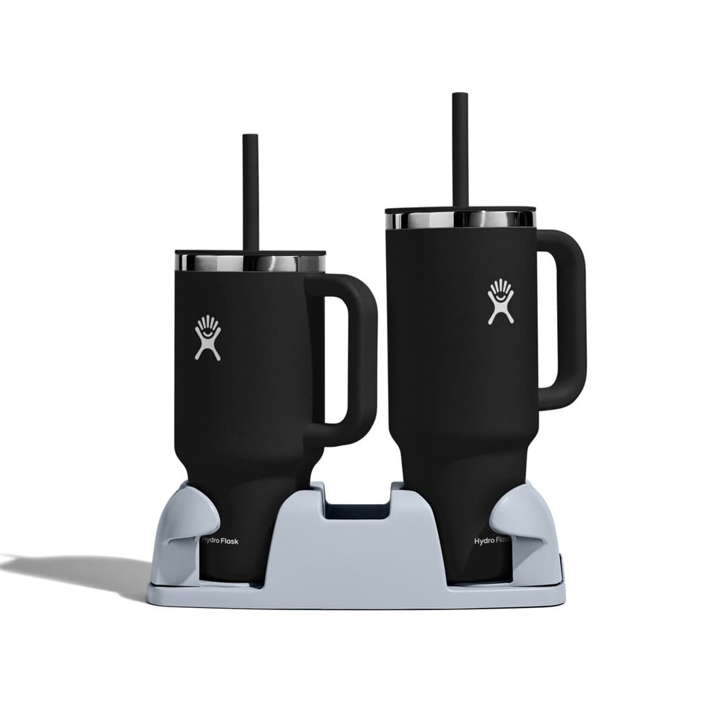 En stor och praktisk Hydro Flask All Around Travel Tumbler med sugrör 32oz/946ml i två olika storlekar