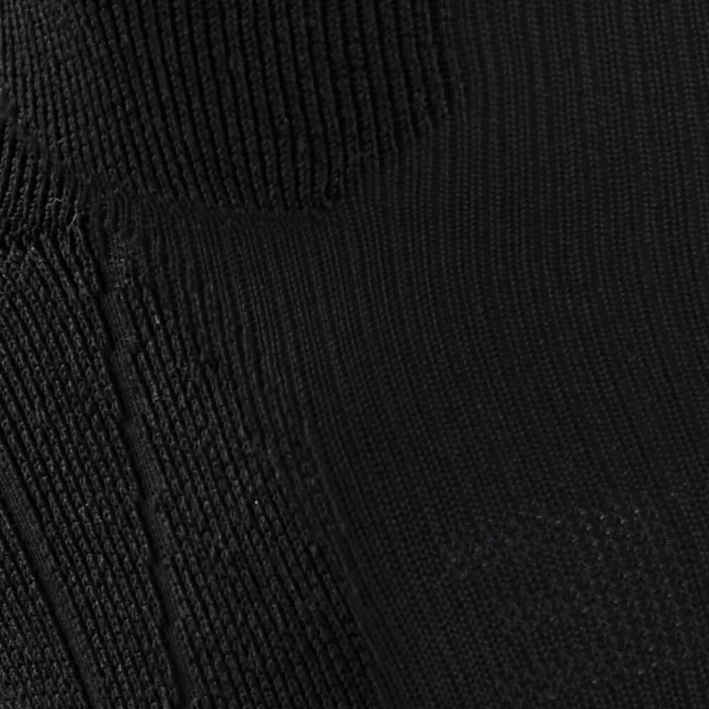 Närbild på fiber av stabiliserande Falke Ru Trail Running Socks löparstrumpor (dam)