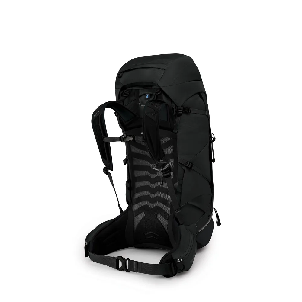 Osprey Talon 55 L vandringsryggsäck (herr) snett bakifrån