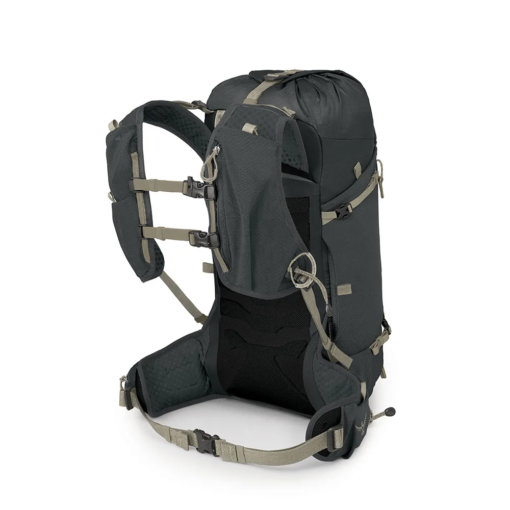 Baksidan av Osprey Tempest Velocity 20 ryggsäck