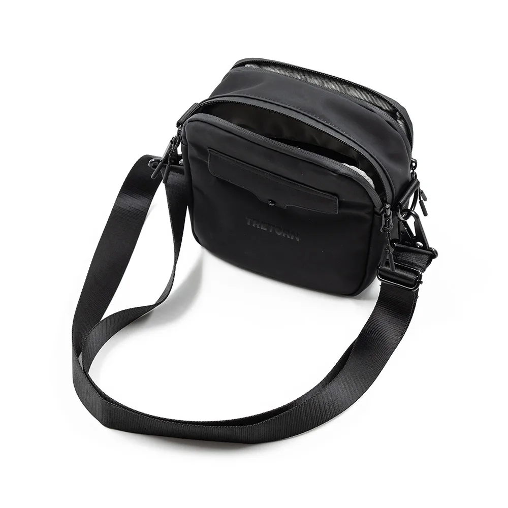 Tretorn PU Crossbody Bag väska med justbart axelband