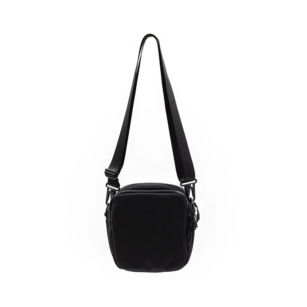 Tretorn PU Crossbody Bag väska baksidan