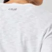 logga i nacke på Casall Soft Texture Long Sleeve träningströja (dam)