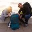 två modeller vid en Osprey Poco SLT 22L bärstol (unisex)