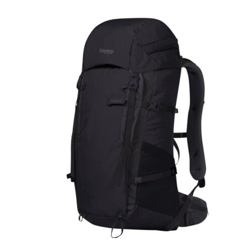 en svart Bergans Rondane V6 30L ryggsäck (dam)