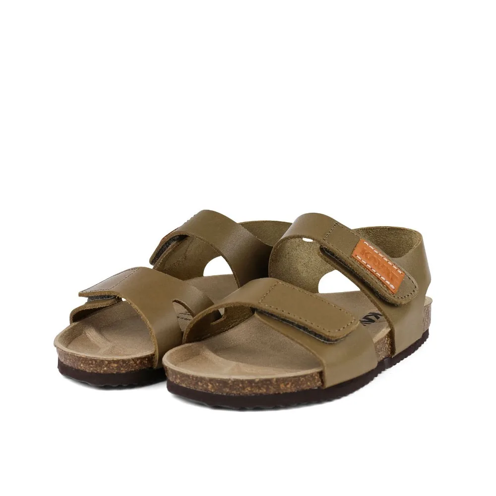 ett par Kavat Bomhus sandaler (barn)