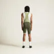 baksida av Craft Endur Bib Shorts C4 cykelshorts (herr) på en modell