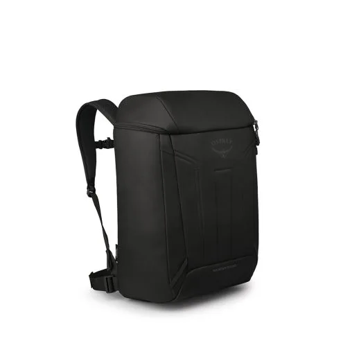 en svart Osprey Mountain Bound Boot Pack