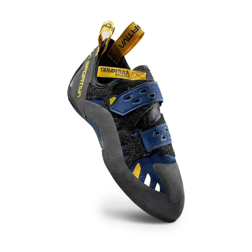 La Sportiva Tarantula Boulder klätterskor (herr) snett framifrån