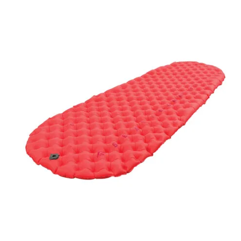 en röd Sea To Summit Aircell Mat Ultralight Women Insulated uppblåsbart liggunderlag (dam)