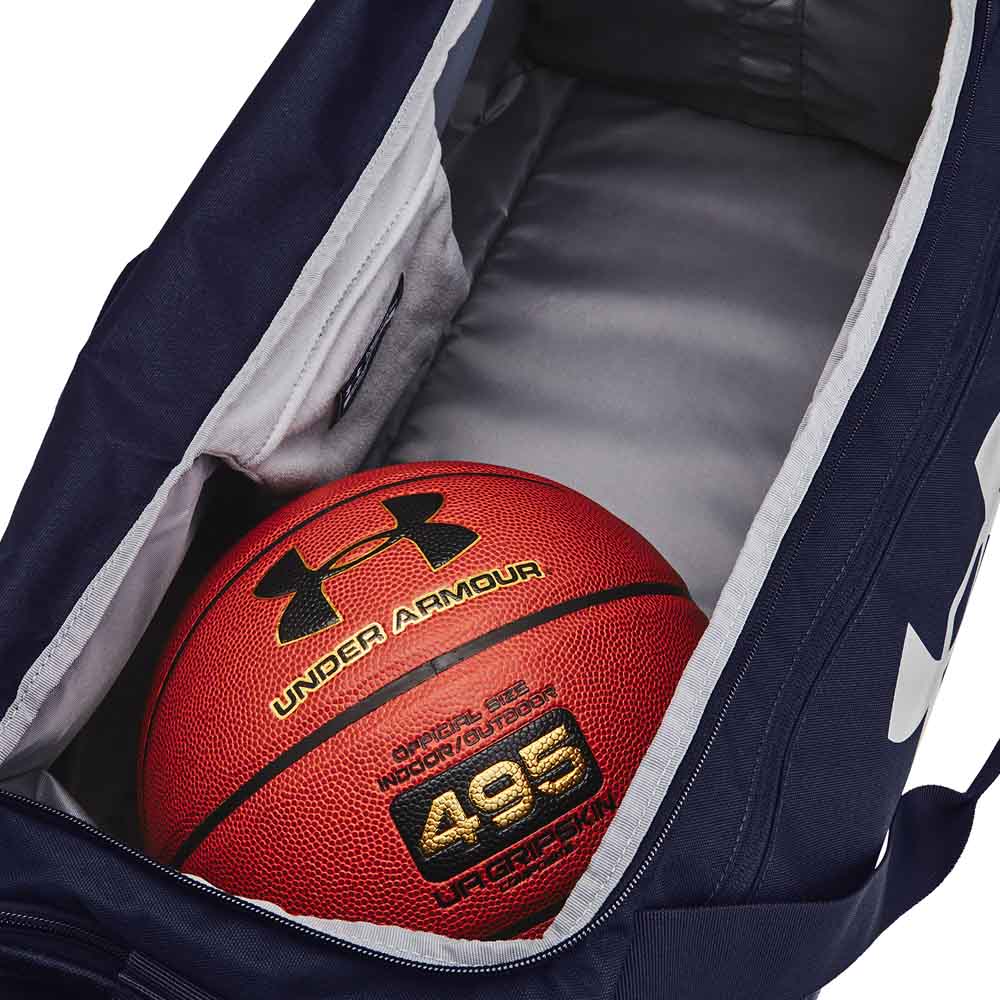 en öppen Under Armour Undeniable 5.0 Medium 58L träningsväska (unisex)