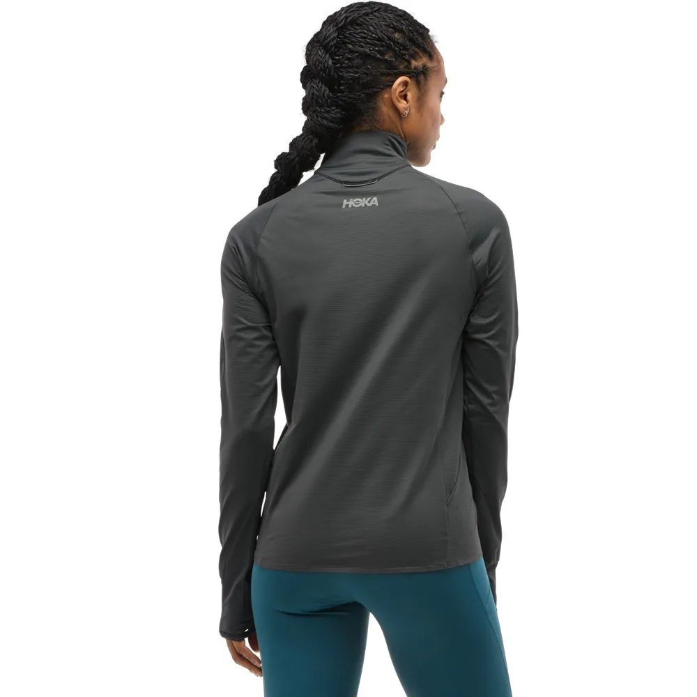 baksida av svart Hoka Glidetech Quarter Zip träningströja (dam)