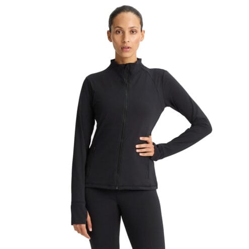 Röhnisch Legacy Full Zip träningströja (dam) på en modell i färgen Black