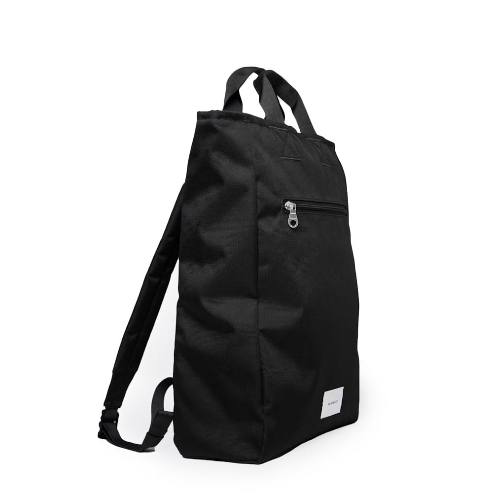 Sandqvist Ground 2-Way Bag väska (unisex) snett framifrån