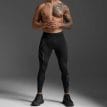 2XU Light Speed Compression Tights träningstights (herr) på en modell - fframifrån