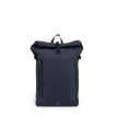 Sandqvist Stream Slim Rolltop M 20 L dagsryggsäck (unisex)i färgen navy