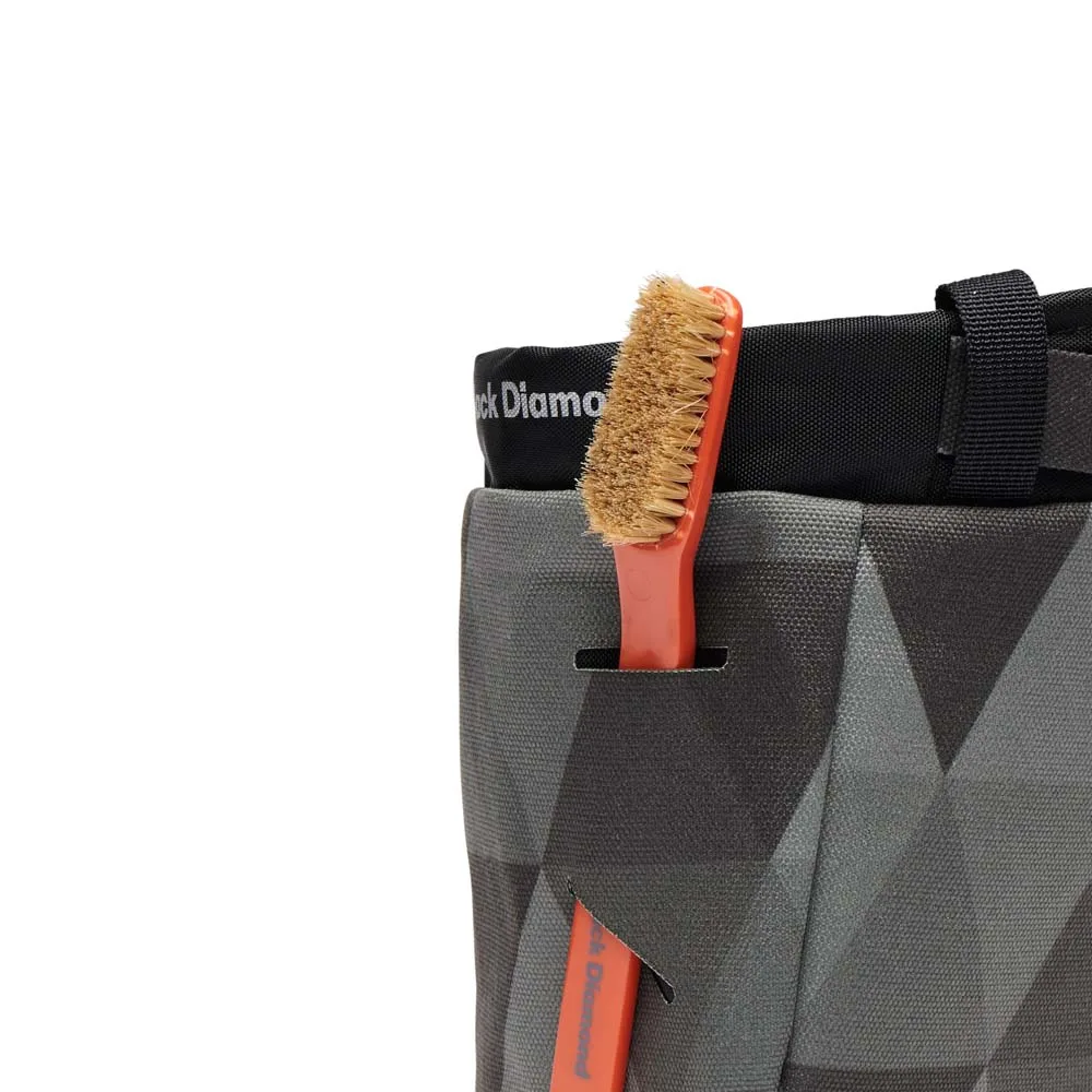 detaljer på Black Diamond Gym Chalk Bag kalkpåse